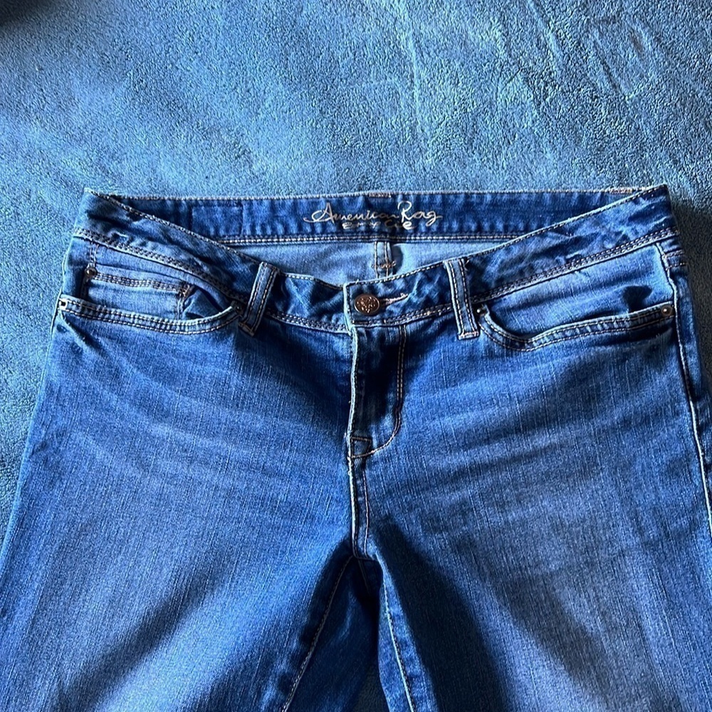 American Rag jeans size 7s